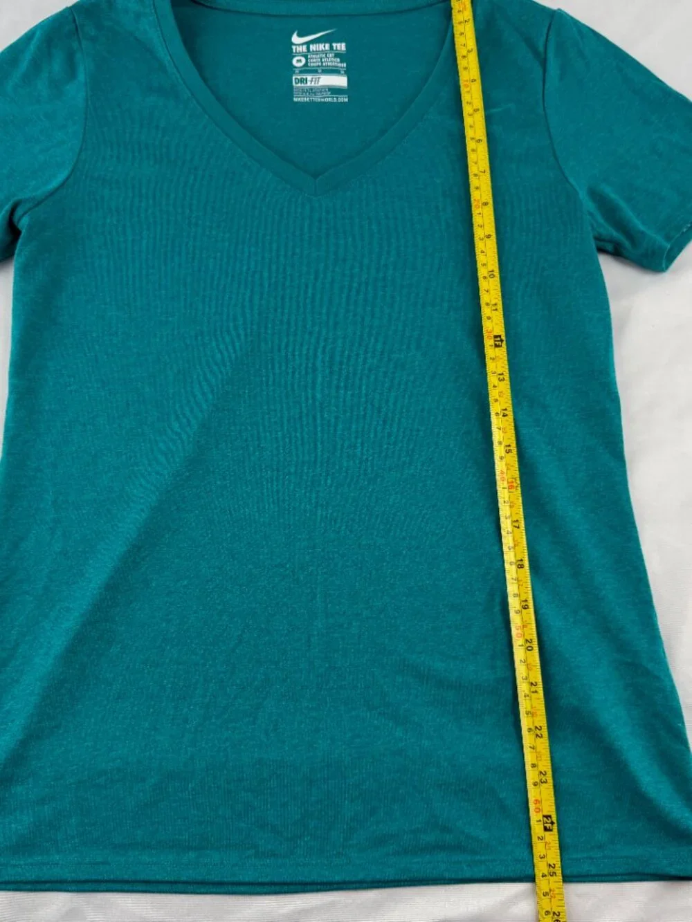 Nike Dri-FIT V-Neck Athletic T-Shirt Teal Green Women's Size M